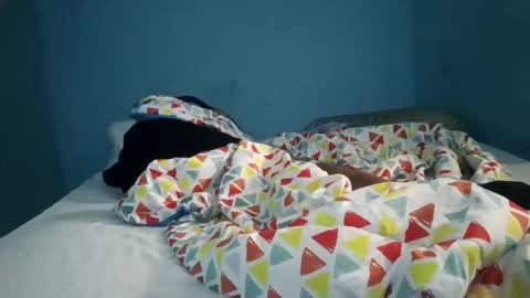 crishot1125 online show from February 2026 12:21:01 PM