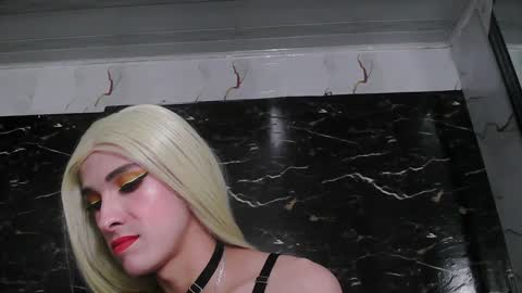 Snapshot of crislingery_doll chatting on January 2025 02:30:02 AM crislingery_doll online show from January 2025 02:30:02 AM