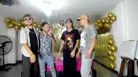 Snapshot of crismens chatting on January 2025 02:14:01 AM crismens online show from January 2025 02:14:01 AM