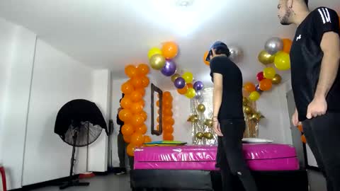 Snapshot of crismens chatting on March 2025 03:01:01 AM crismens online show from March 2025 03:01:01 AM