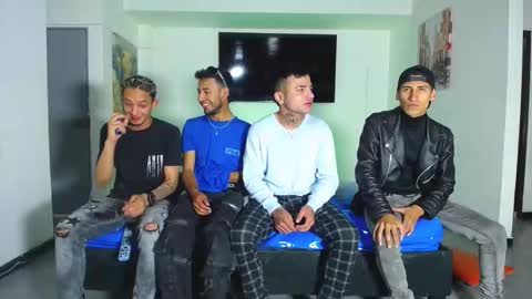 Snapshot of crismens chatting on October 2025 06:41:02 PM crismens online show from October 2025 06:41:02 PM