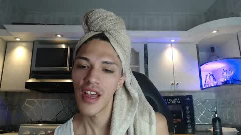 Cristina Onazis online show from April 2026 07:08:02 PM