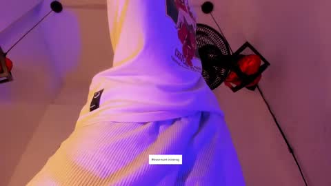 criss_zuri online show from April 2026 11:48:02 AM