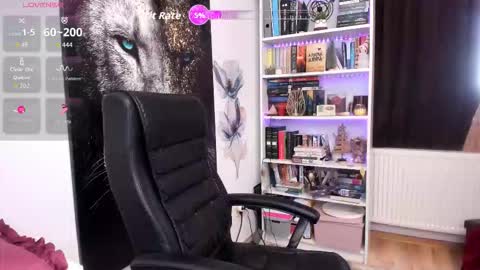 Snapshot of crissnight chatting on February 2026 09:08:01 AM Twitter Christinne p online show from February 2026 09:08:01 AM