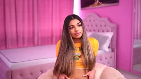 Crissy online show from March 2026 10:15:02 AM