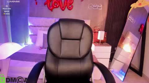 cristal__adams online show from February 2026 11:49:02 AM