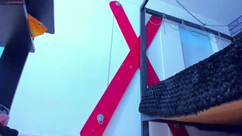 Snapshot of cristal_crossfit chatting on December 2024 04:08:02 PM Cristal online show from December 2024 04:08:02 PM