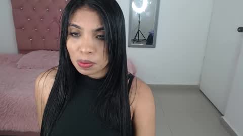 cristal online show from January 2025 12:13:01 PM