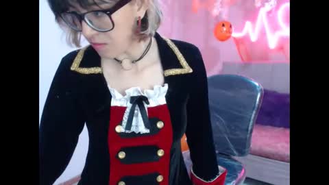 Snapshot of cristal_hills_19 chatting on October 2025 07:04:02 PM Cristal online show from October 2025 07:04:02 PM