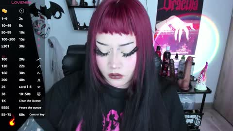 Snapshot of cristal_kosh chatting on September 2025 06:19:02 PM Cris online show from September 2025 06:19:02 PM