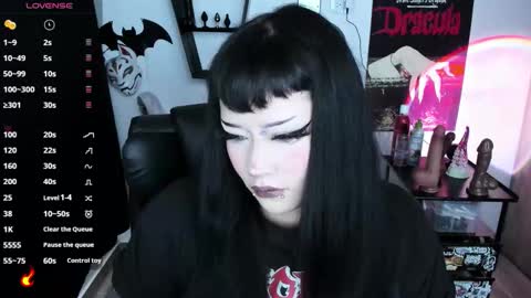 Snapshot of cristal_kosh chatting on September 2025 12:43:02 PM Cris online show from September 2025 12:43:02 PM