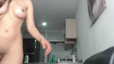 cristal beautiful online show from May 2026 10:21:02 AM
