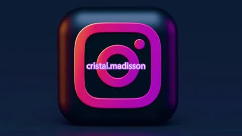 Snapshot of cristal_madissonn chatting on February 2025 06:28:01 AM cristal madissonn online show from February 2025 06:28:01 AM