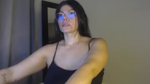 Cristal  online show from January 2025 05:00:01 AM