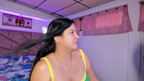 cristal_smith20 online show from April 2026 11:59:01 AM