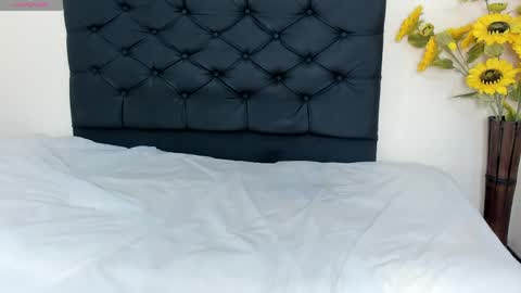 cristale69 online show from May 2026 07:00:01 PM