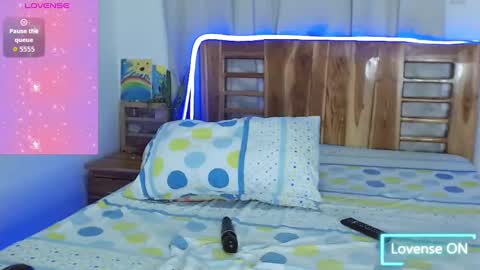 Snapshot of cristall_dulce_ chatting on September 2025 08:24:02 PM cristall online show from September 2025 08:24:02 PM