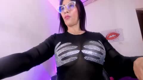 cristal miller online show from February 2026 03:30:02 PM