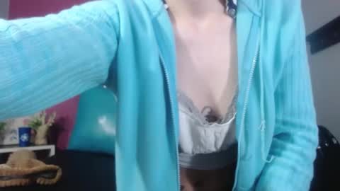 cristalmateus707rs online show from September 2025 04:06:02 PM