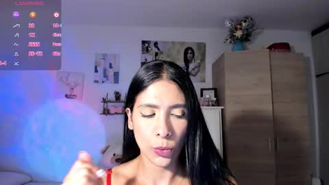 cristal online show from November 2025 11:04:02 PM