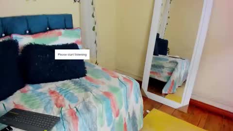 Snapshot of cristalwalker__ chatting on October 2025 11:39:01 AM cristal walker online show from October 2025 11:39:01 AM