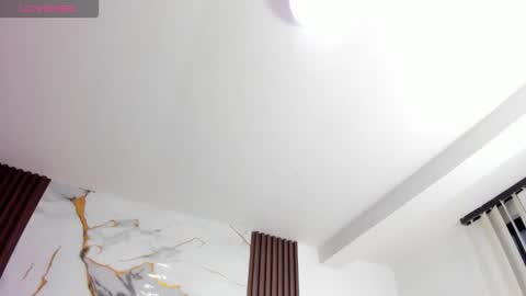 cristal walker online show from June 2026 10:38:01 AM