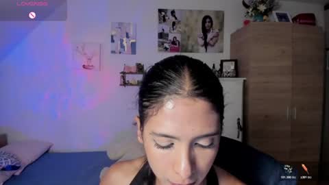 veronika online show from June 2026 04:00:02 AM