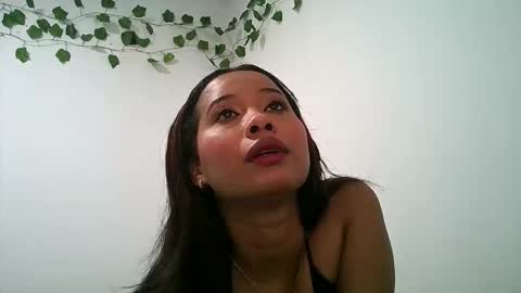 Snapshot of cristel_bloss1 chatting on March 2026 09:19:02 PM karol online show from March 2026 09:19:02 PM