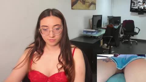 you can call me your sweettie assistant   online show from January 2025 06:07:01 PM