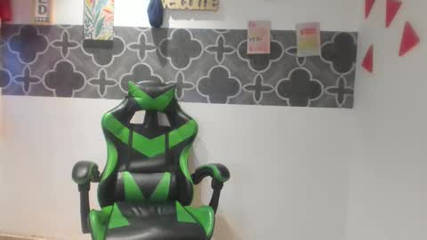 cristhian_dirty online show from February 2026 10:57:01 PM