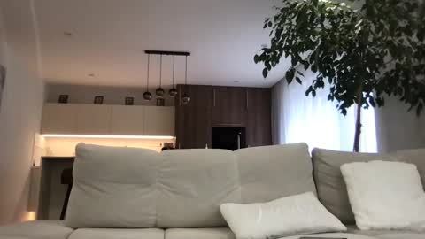 Snapshot of cristianovilla chatting on January 2025 11:26:01 AM CristianoHailey online show from January 2025 11:26:01 AM