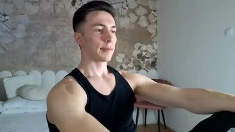 CristianoHailey online show from April 2026 06:19:02 PM