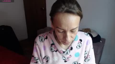 Snapshot of cristin_doll chatting on October 2025 04:02:02 PM cristina online show from October 2025 04:02:02 PM