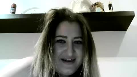 cristina20021991 online show from March 2026 10:48:01 PM