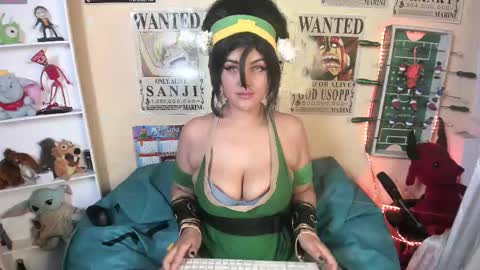 Snapshot of cristina_blue21 chatting on February 2025 08:07:01 AM Cristina online show from February 2025 08:07:01 AM