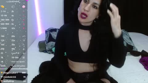 Snapshot of cristina_connor chatting on December 2024 08:10:02 AM Cristina online show from December 2024 08:10:02 AM