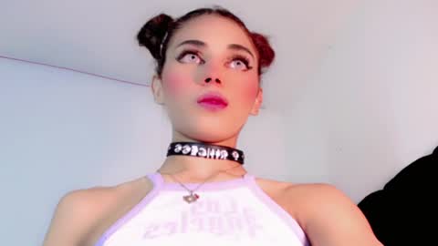 Snapshot of cristinadollsex chatting on January 2025 10:32:01 AM Cristinadollsex online show from January 2025 10:32:01 AM