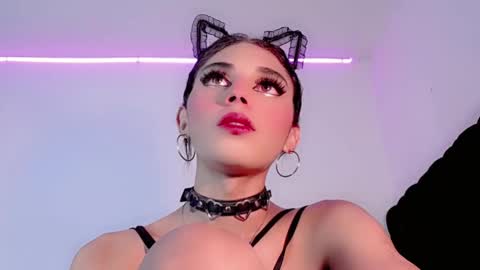 Snapshot of cristinadollsex chatting on March 2025 06:21:01 AM Cristinadollsex online show from March 2025 06:21:01 AM