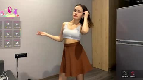 Anne online show from October 2025 04:25:02 PM