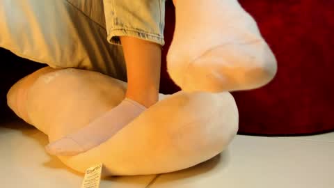 Cristin online show from May 2026 09:43:01 PM