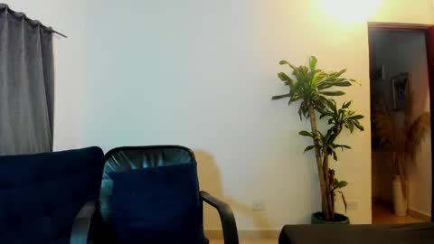 Cristian online show from April 2026 11:53:01 PM