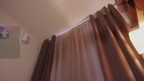 Snapshot of criston_monrrone chatting on May 2026 09:24:02 PM Criston online show from May 2026 09:24:02 PM