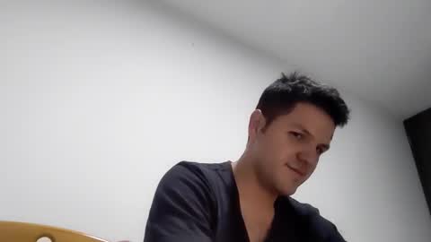 Snapshot of cristopher3042 chatting on January 2025 01:15:01 AM cristopher3042 online show from January 2025 01:15:01 AM