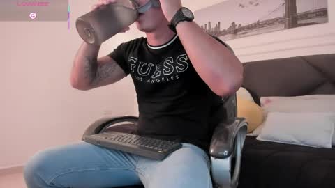 Cristopher online show from May 2026 01:38:01 PM