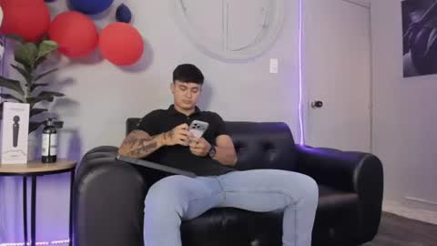 Cristopher online show from June 2026 11:58:01 AM