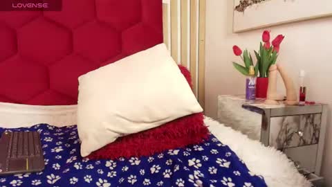 Cristopher  online show from June 2026 08:44:02 PM