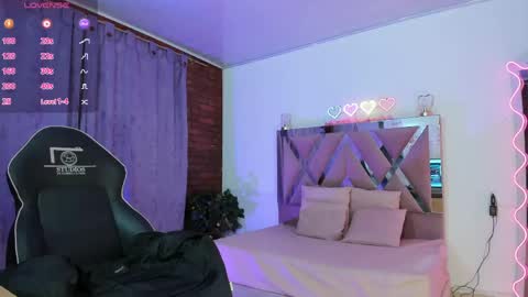 cristy_tay online show from April 2026 01:41:02 PM