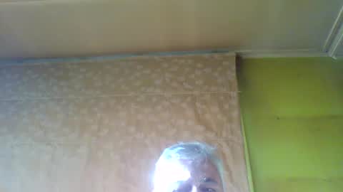 Snapshot of crmperez chatting on February 2025 10:09:02 PM crmperez online show from February 2025 10:09:02 PM