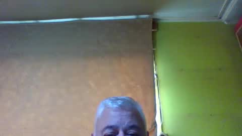 Snapshot of crmperez chatting on September 2025 08:33:02 PM crmperez online show from September 2025 08:33:02 PM