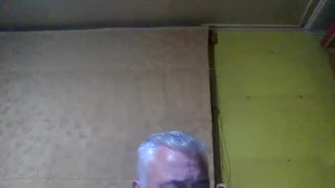 Snapshot of crmperez chatting on November 2025 01:11:01 AM crmperez online show from November 2025 01:11:01 AM